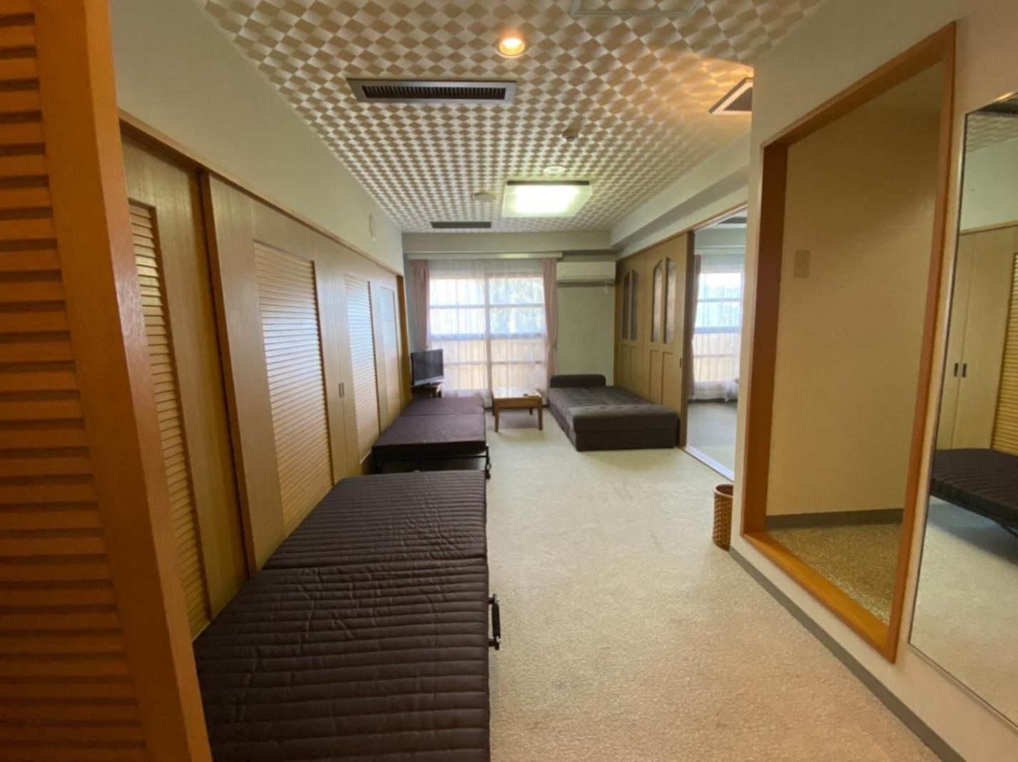 Ishiuchibase Hotell Minamiuonuma Rum bild